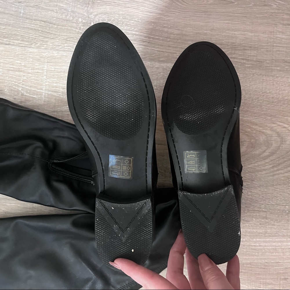 Aldo Sz. 7.5 knee high black boots